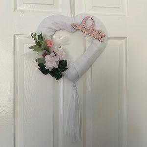 3/$18 Valentine’s Day decor, Wedding, Heart Love  Sign